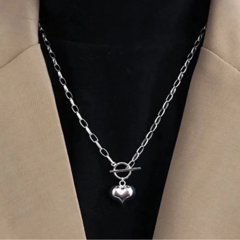 NEW ‘18’ LOVE HEARTH 925 STERLING SILVER NECKLACE, NICE NECKLACE, CUTE NECKLACE - Picture 1 of 6